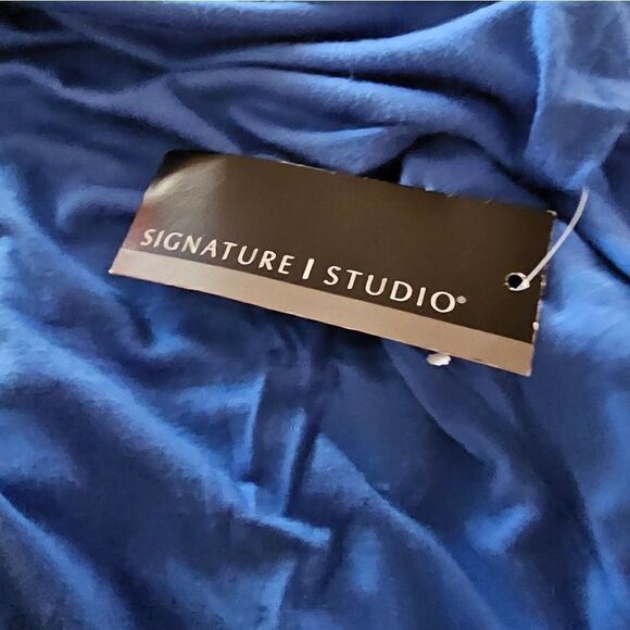 Signature Studio top short Sleeve Women's large palace blue/yellow NWT - Picture 6 of 8